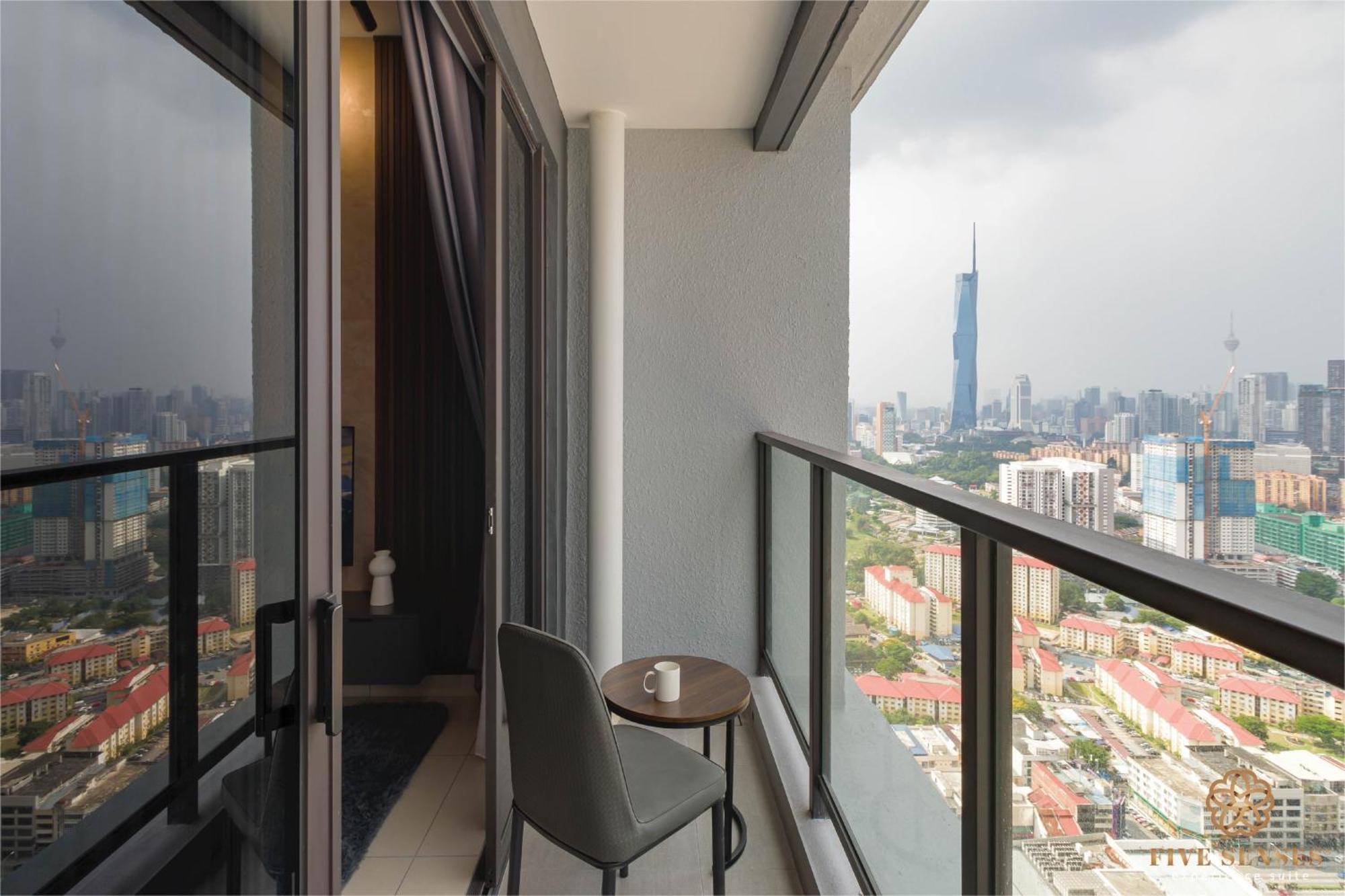 Apartment Trion One By Five Senses *